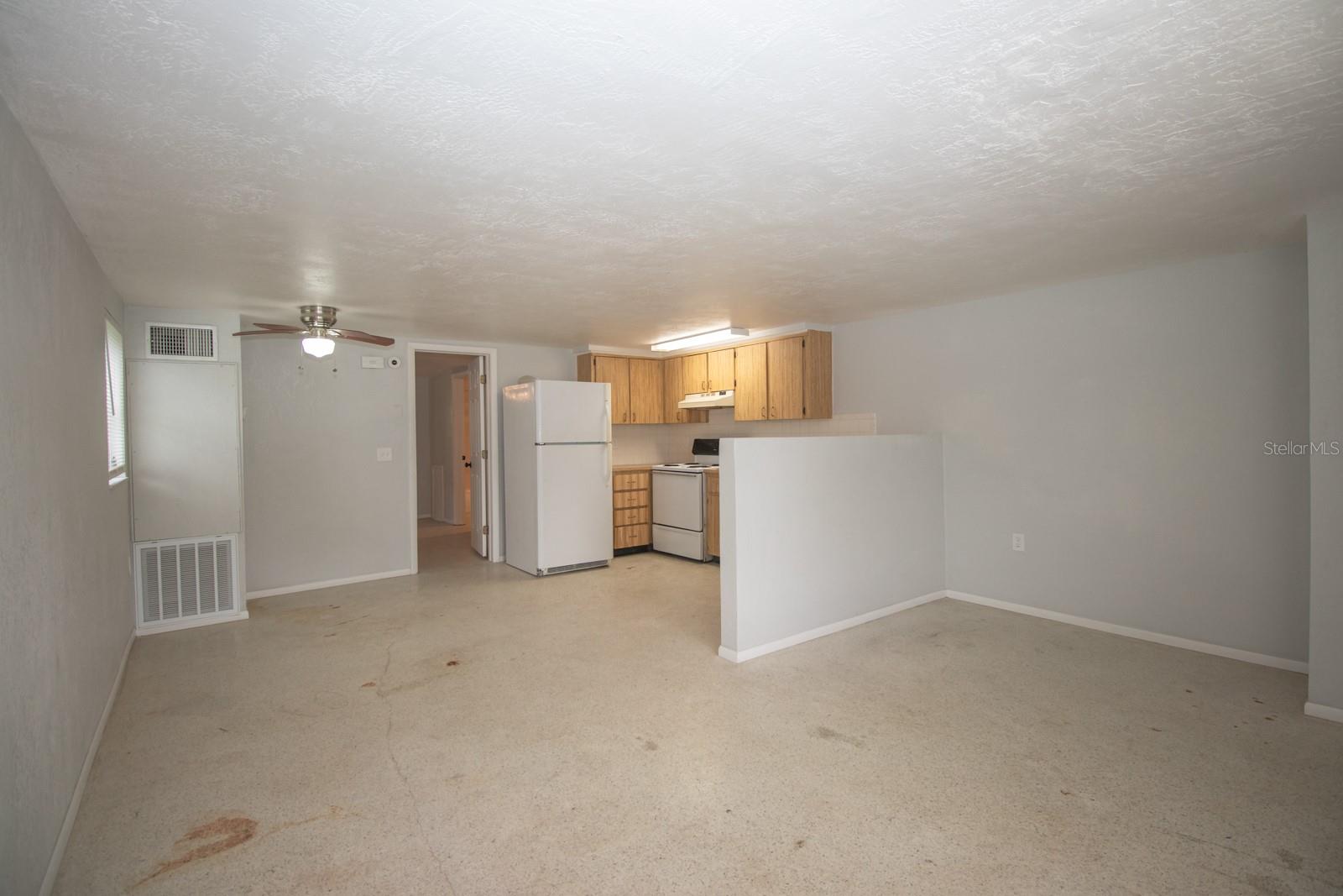 5615 Van Doren Ave Property Photo 2