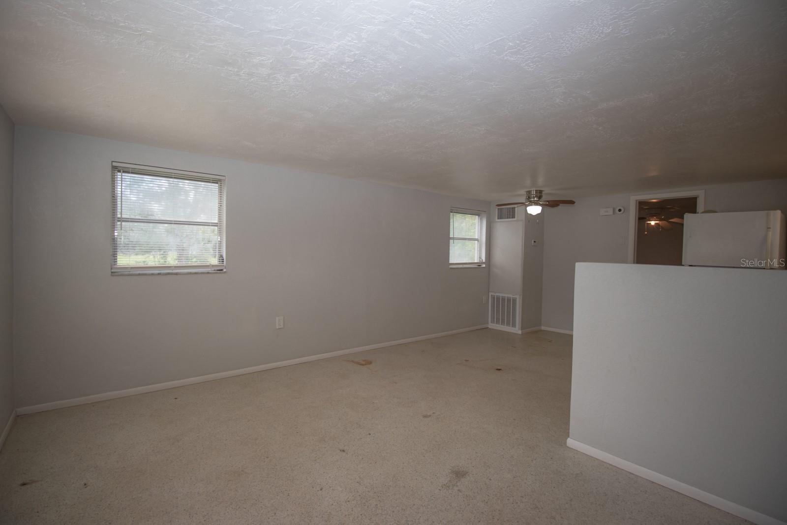 5615 Van Doren Ave Property Photo 3