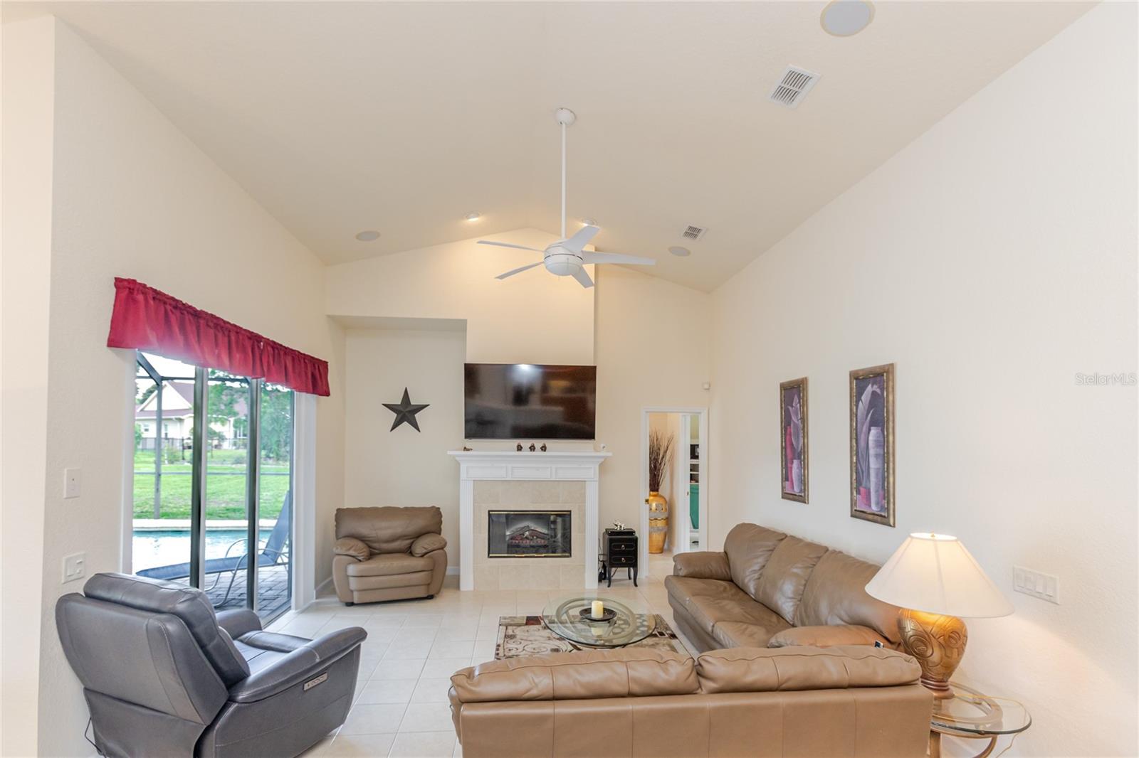 4072 Misty View Dr Property Photo 20