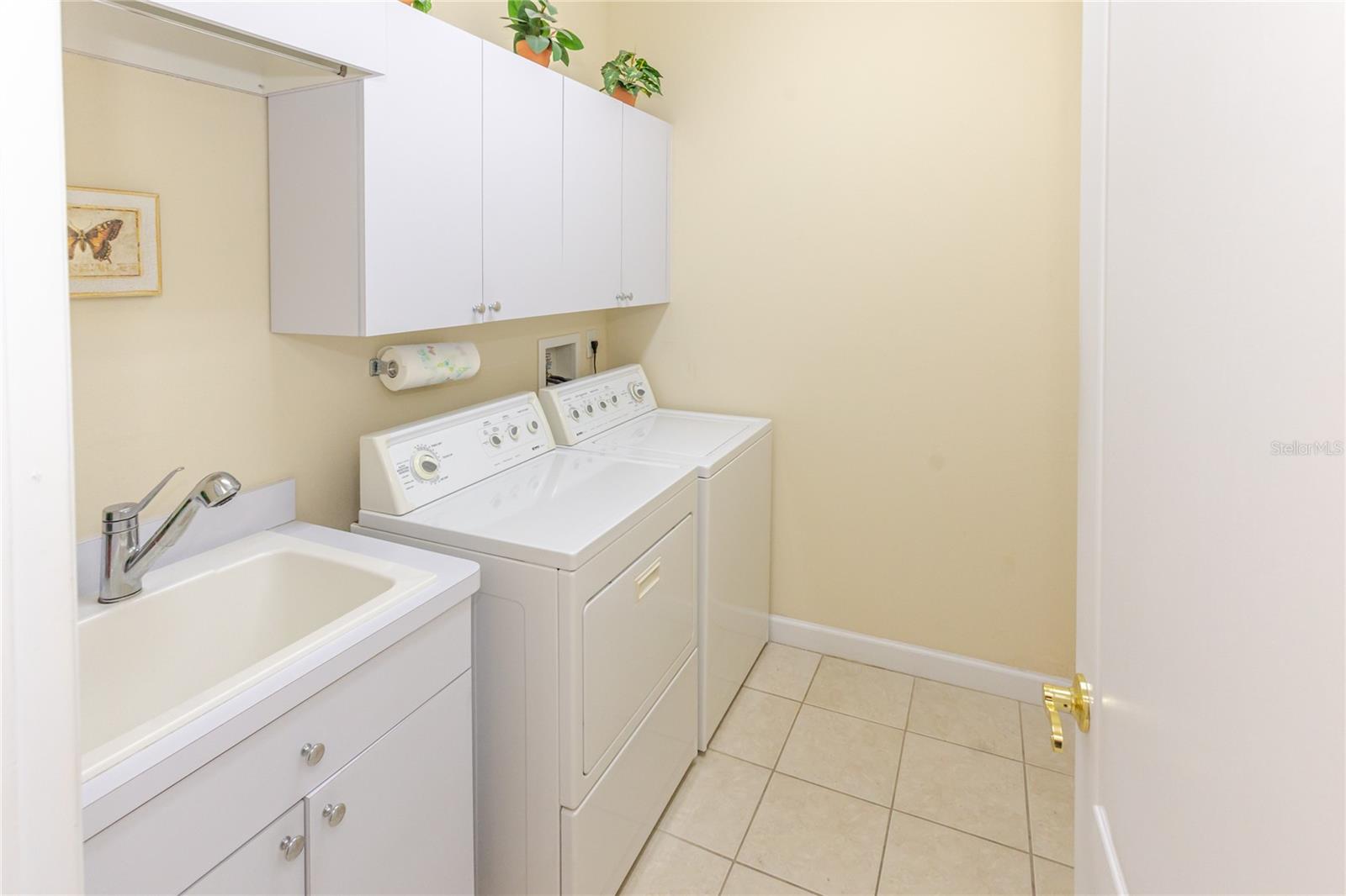 4072 Misty View Dr Property Photo 37
