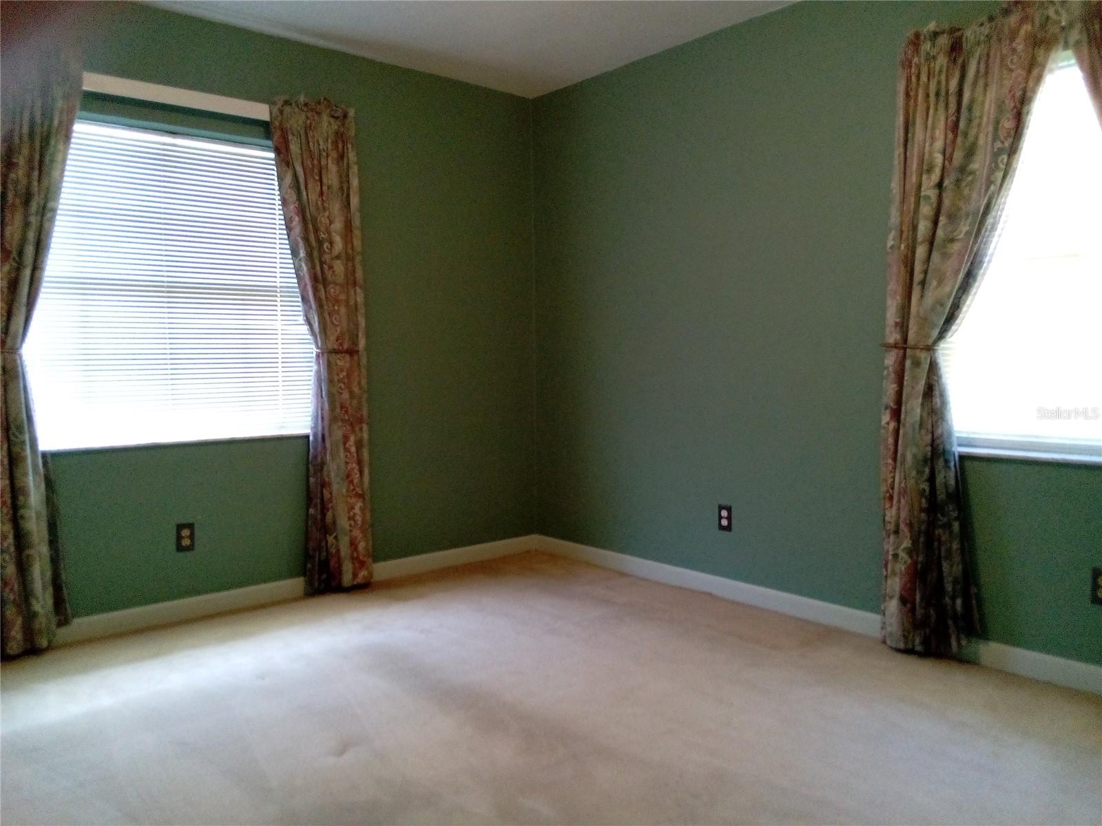 906 Oak Dr Property Photo 19