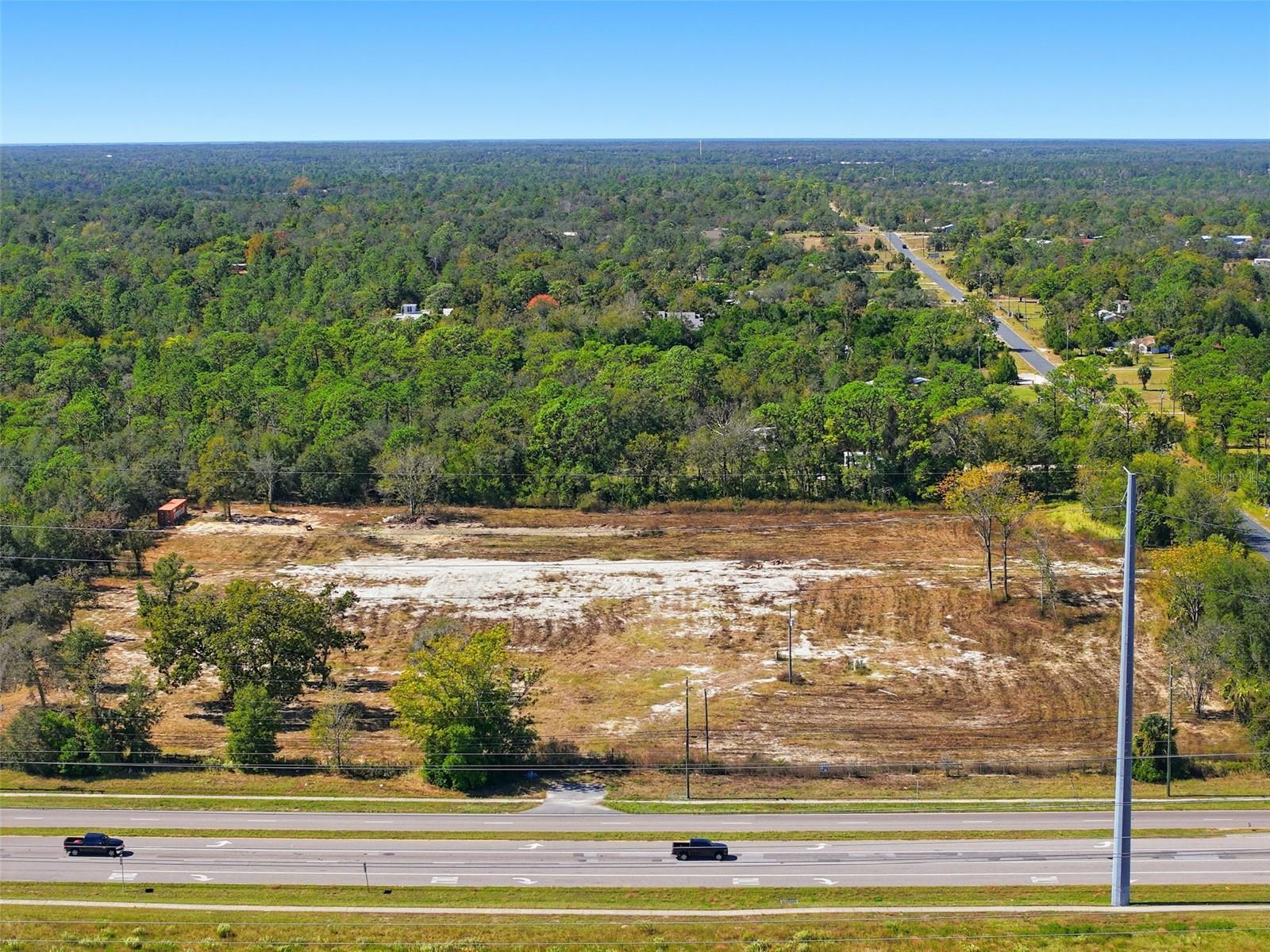 9247 Sunshine Grove Rd Property Photo 3