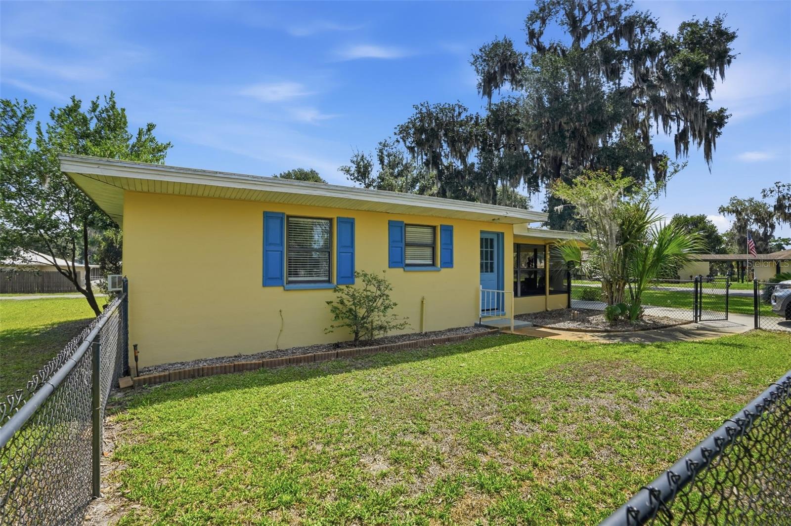 951 Cr 453 Property Photo 1