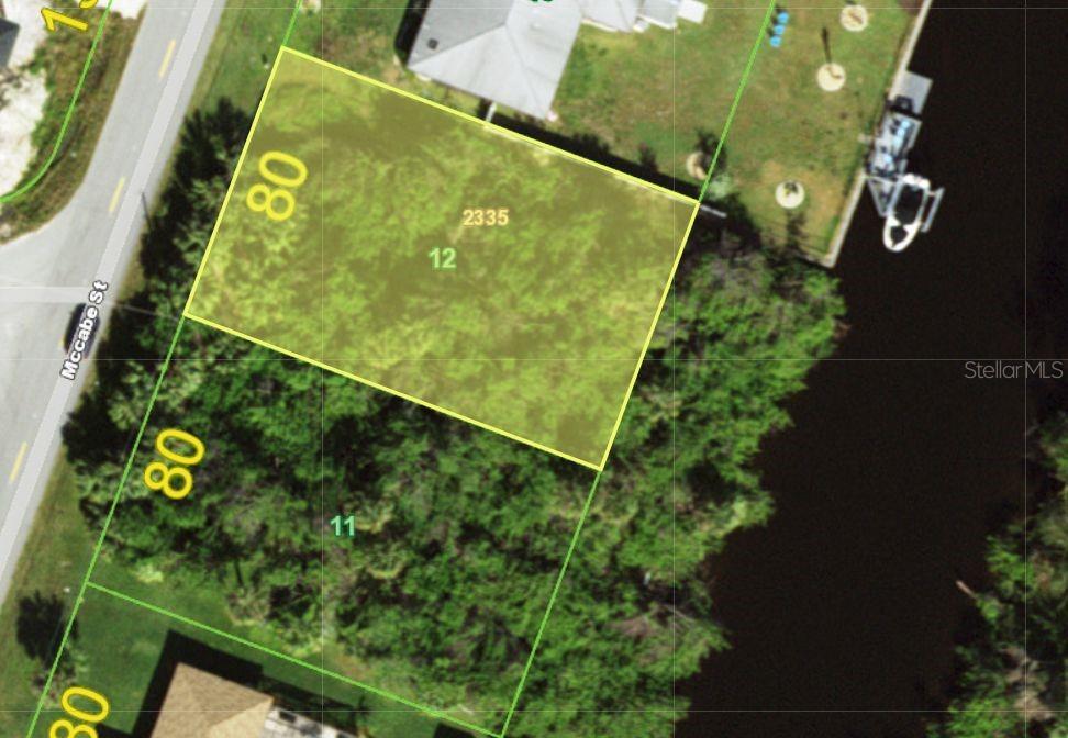 488 MCCABE ST Property Photo 1