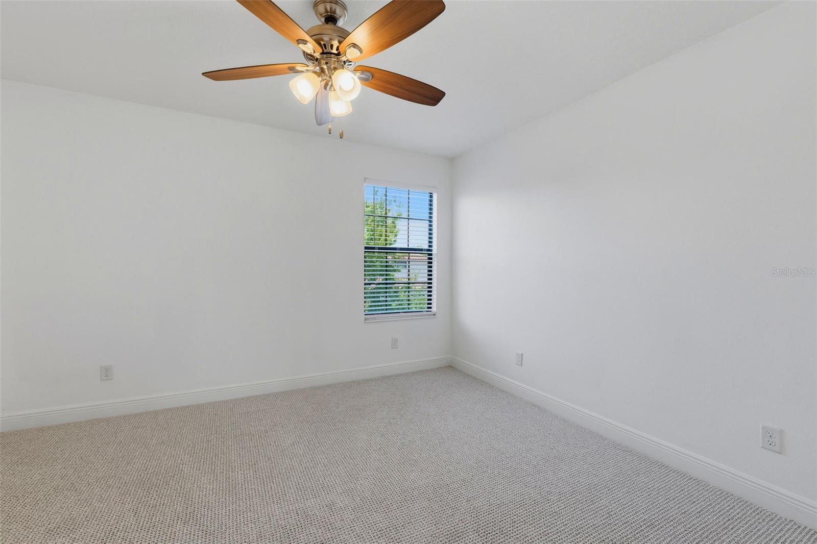 2451 Slade Ave Property Photo 46
