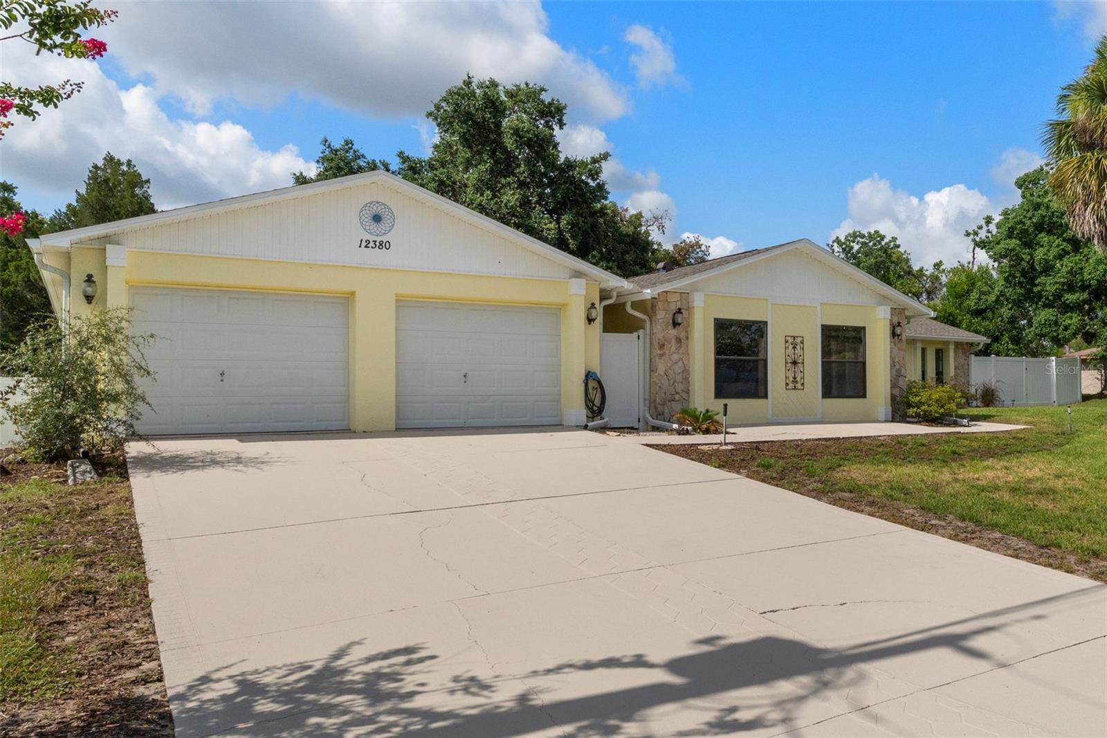 12380 Trout Cir Property Photo 5