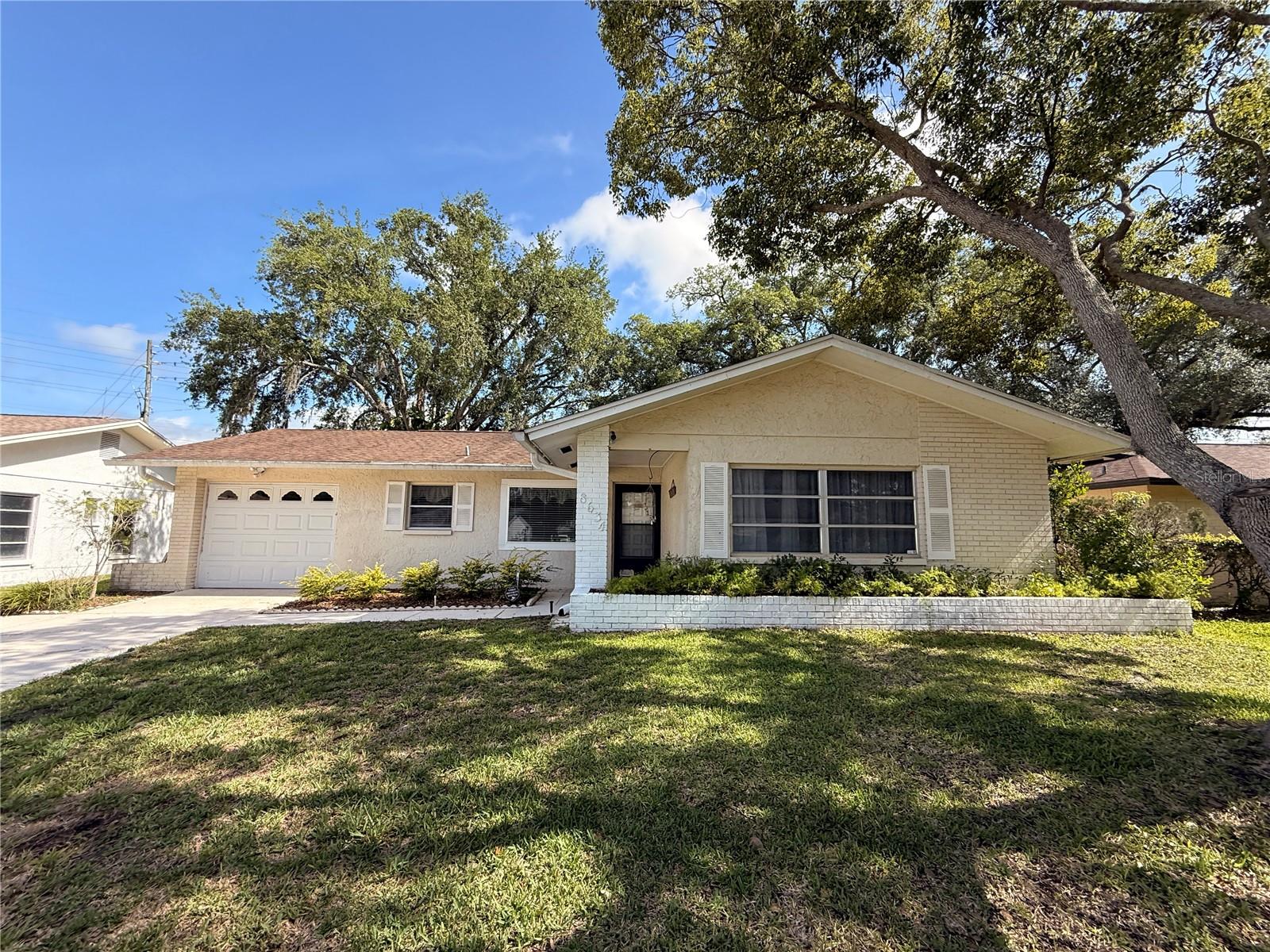 8634 Winding Wood Dr Property Photo 1