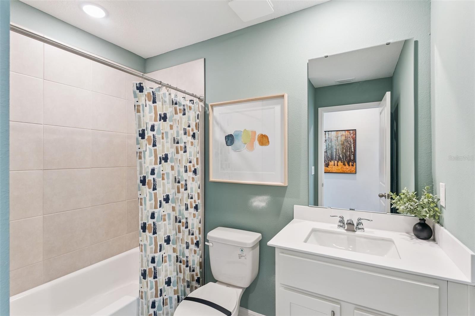 2291 Red Pine Ct Property Photo 17