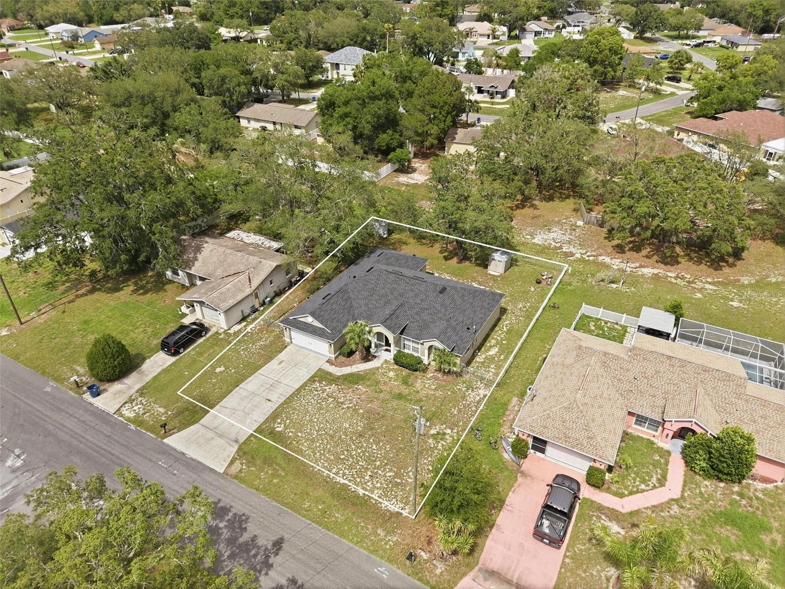 10487 Bradford St Property Photo 2