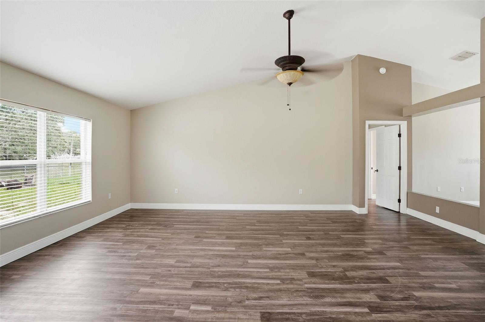 10487 Bradford St Property Photo 20