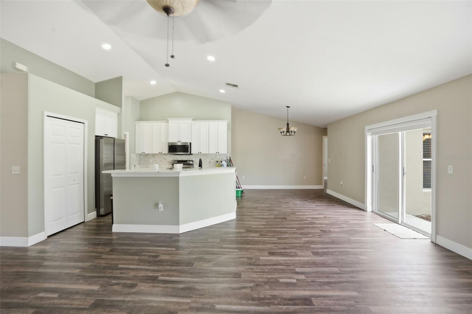 10487 Bradford St Property Photo 22