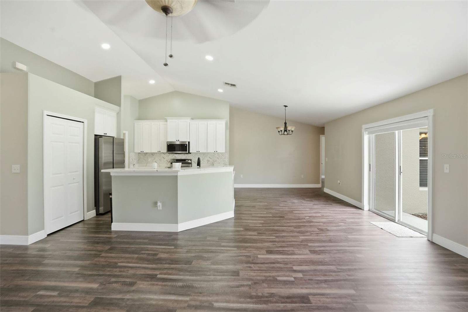 10487 Bradford St Property Photo 23