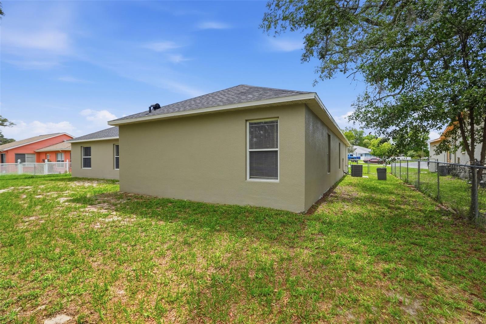 10487 Bradford St Property Photo 55