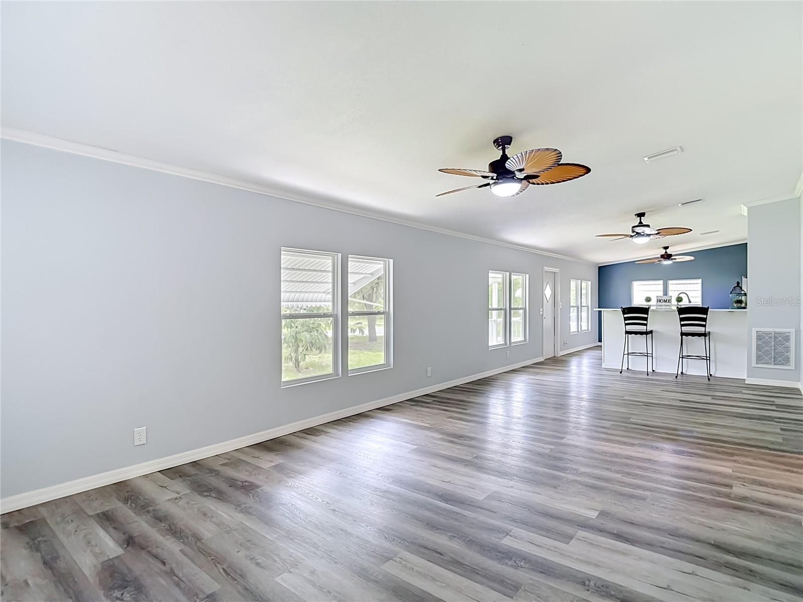 12331 Parkwood St Property Photo 21