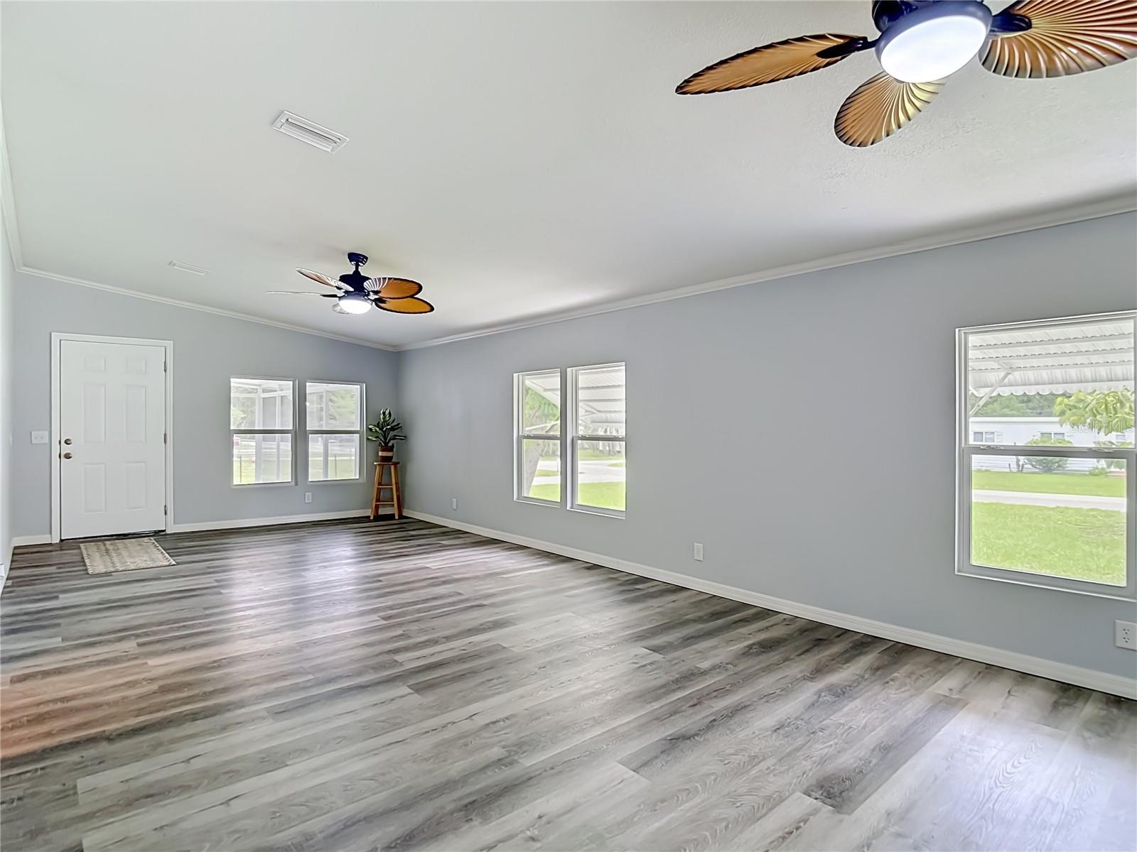 12331 Parkwood St Property Photo 50