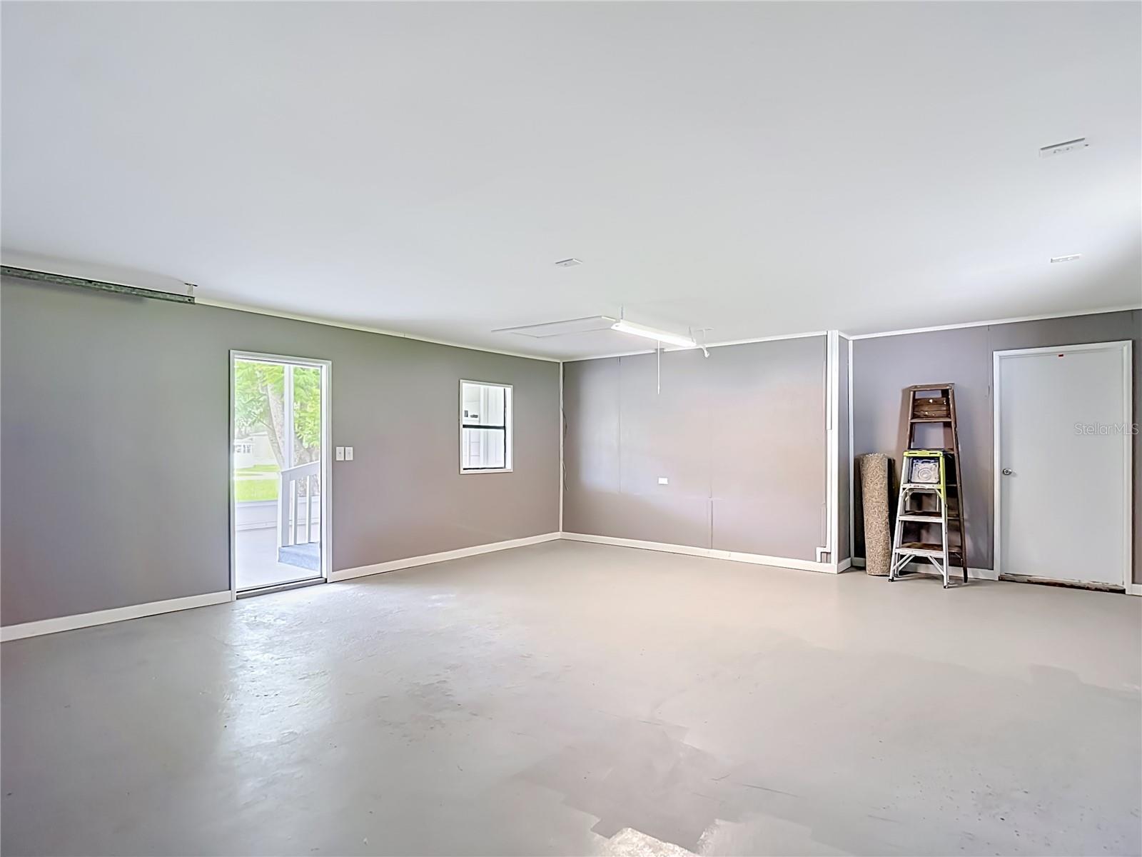 12331 Parkwood St Property Photo 73