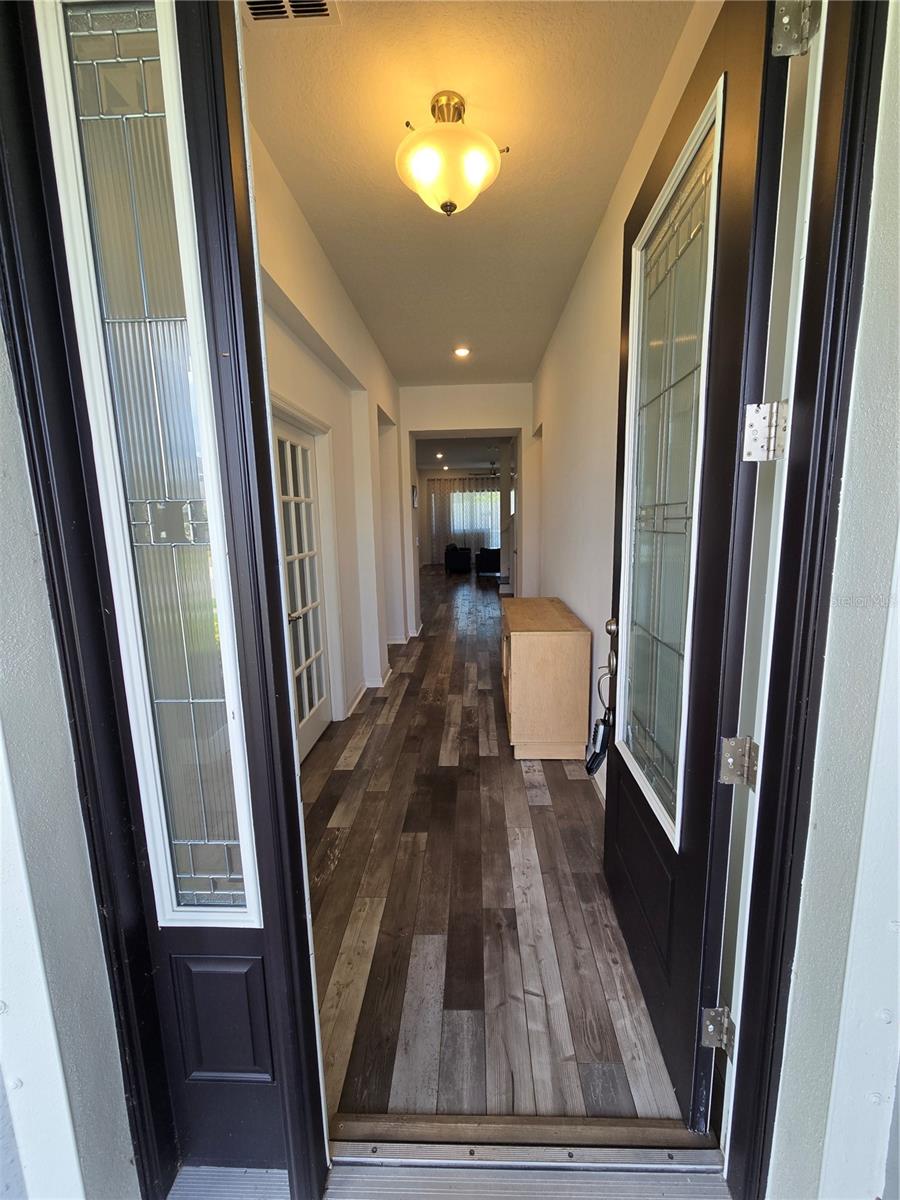 863 W Bayshore Dr Property Photo 3