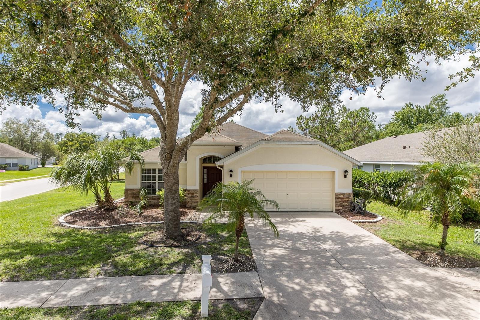 13312 Old Florida Cir Property Photo 1