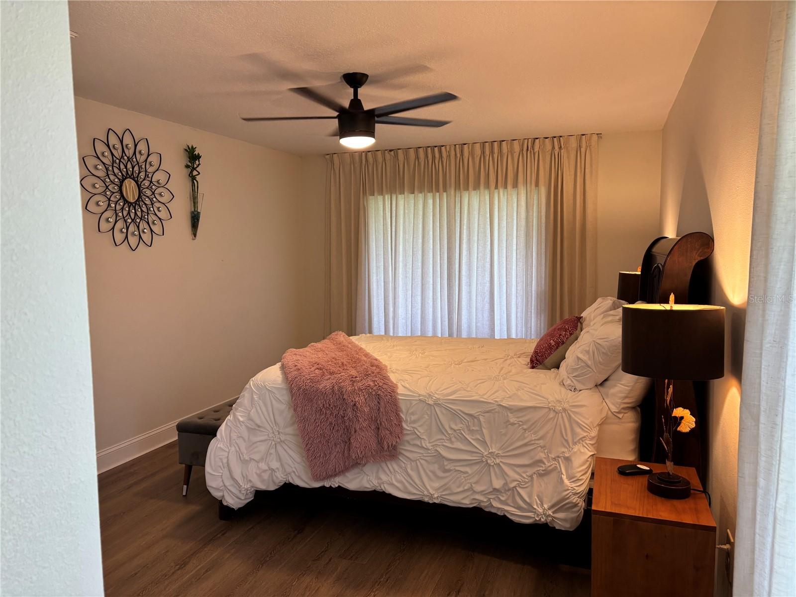5514 Gridley Ln Property Photo 14