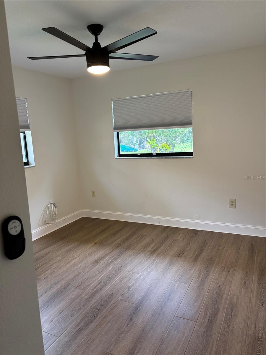 5514 Gridley Ln Property Photo 18
