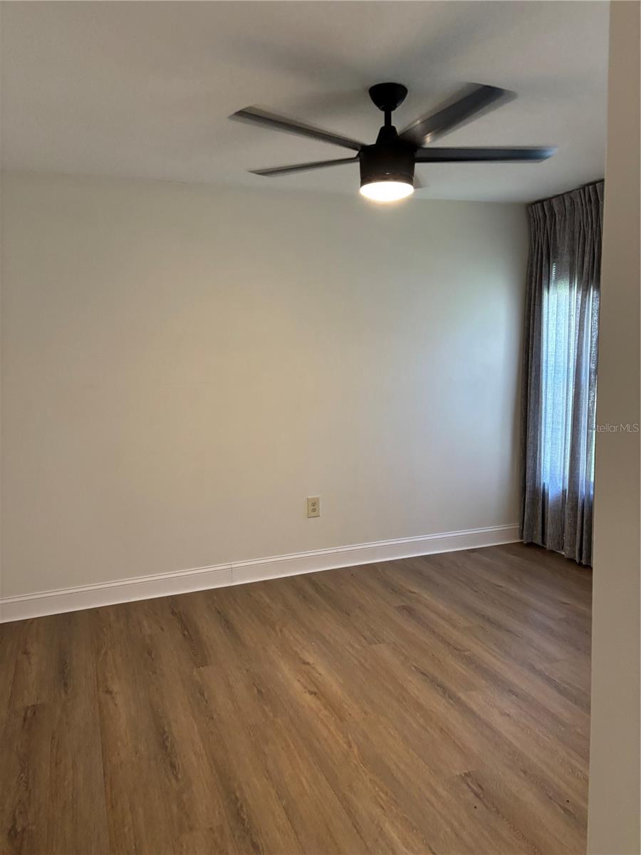 5514 Gridley Ln Property Photo 19