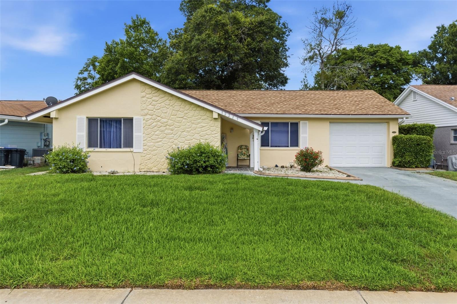 12219 QUAIL RUN ROW