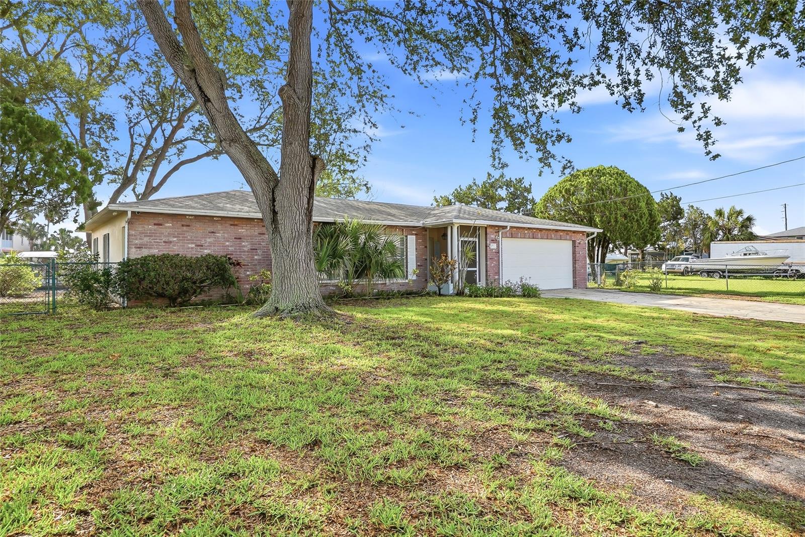 3332 GULF WINDS CIR Property Photo 1