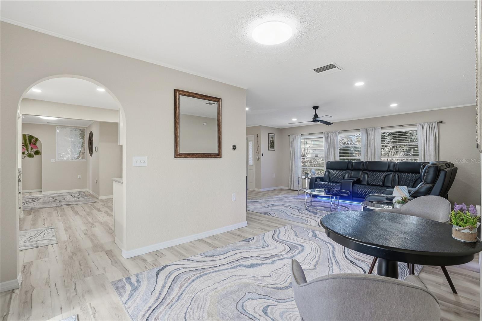 3332 Gulf Winds Cir Property Photo 10