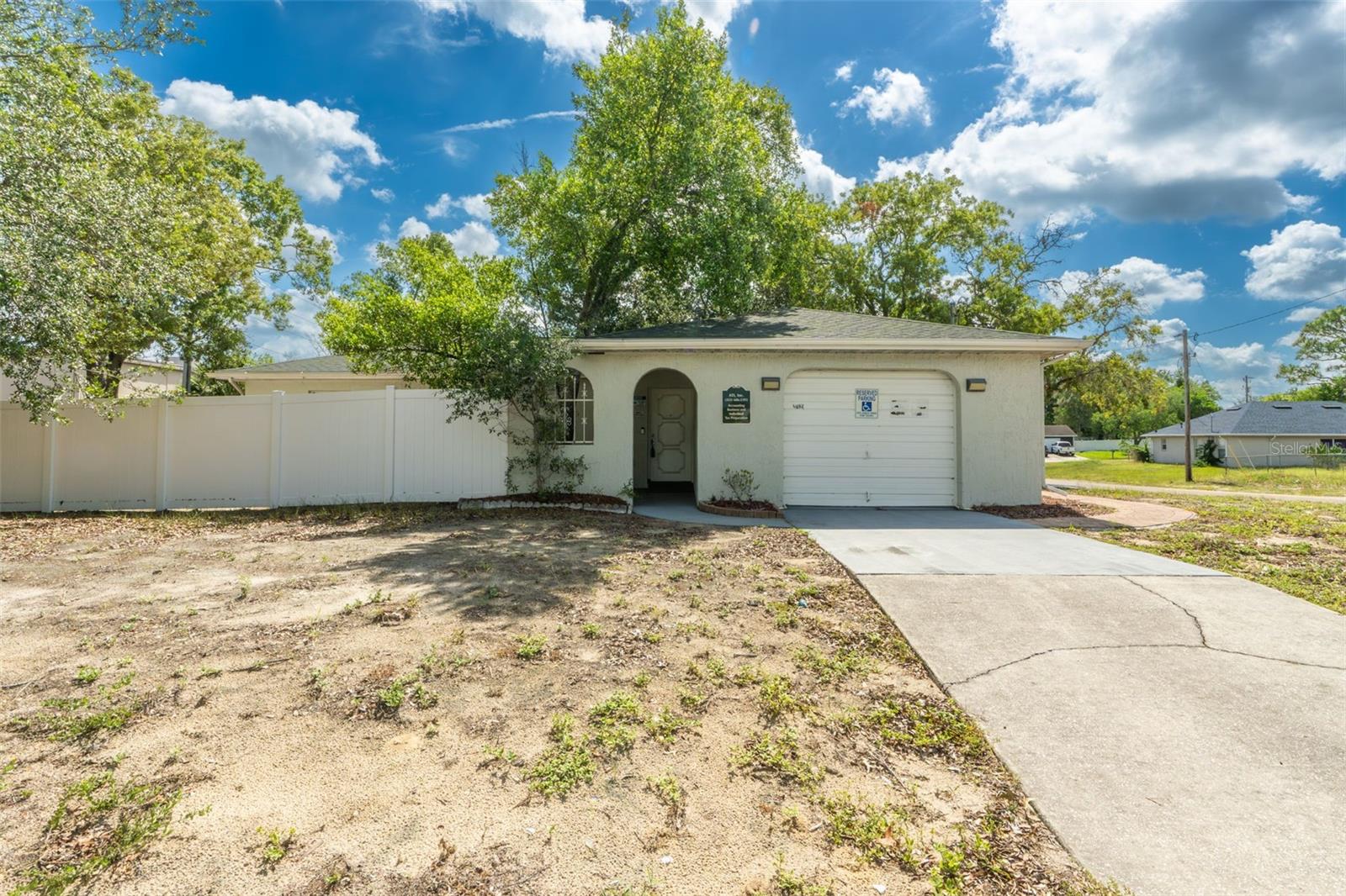 1492 Mariner Blvd Property Photo 3
