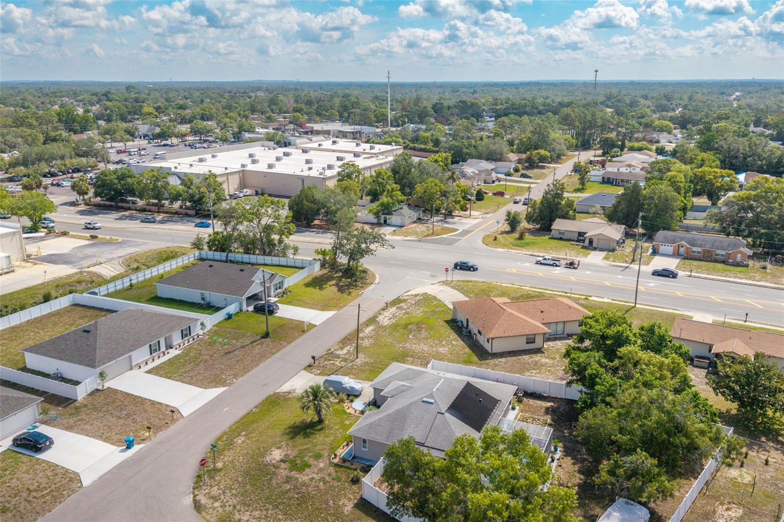 1492 Mariner Blvd Property Photo 8