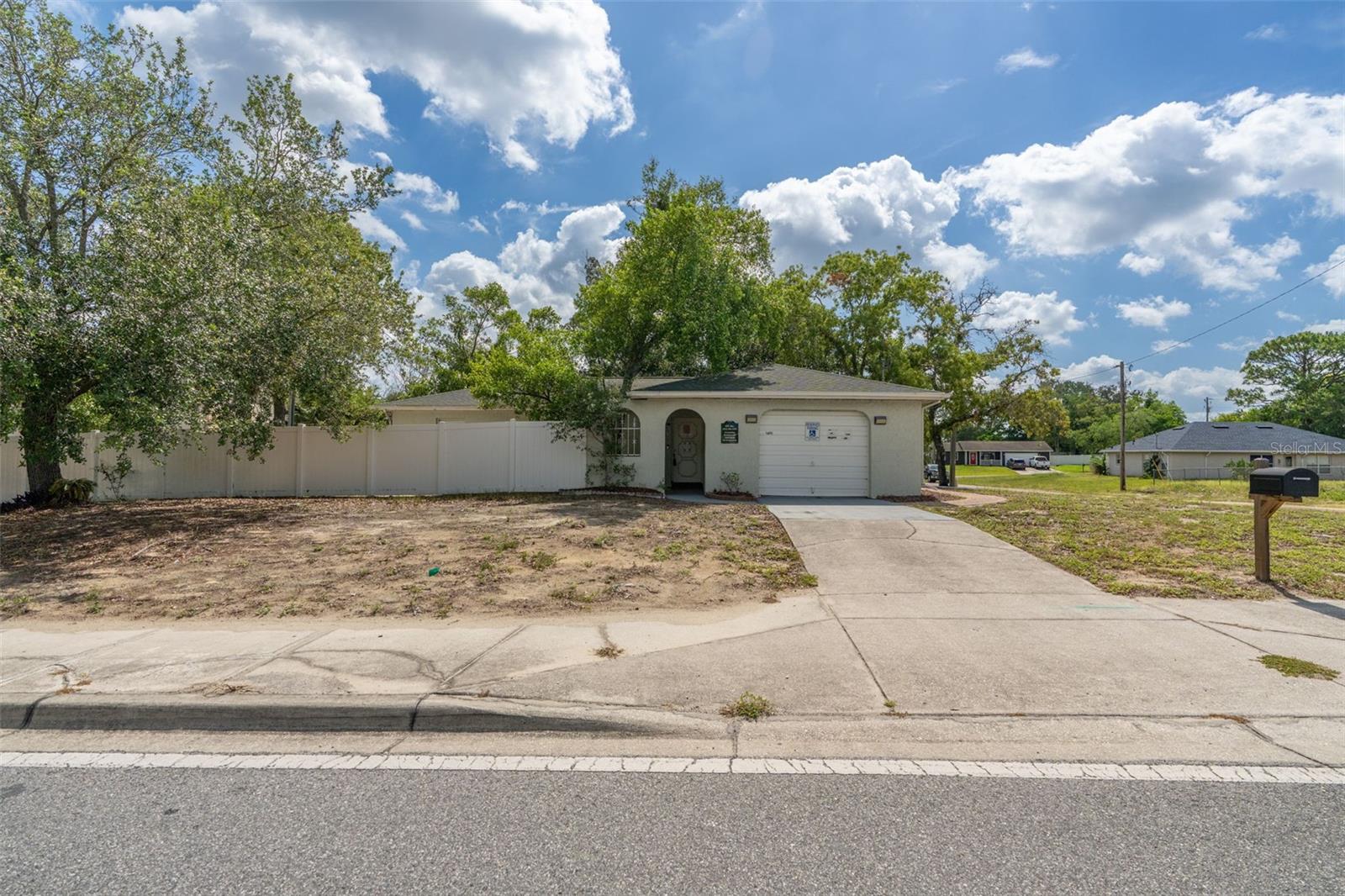 1492 Mariner Blvd Property Photo 16