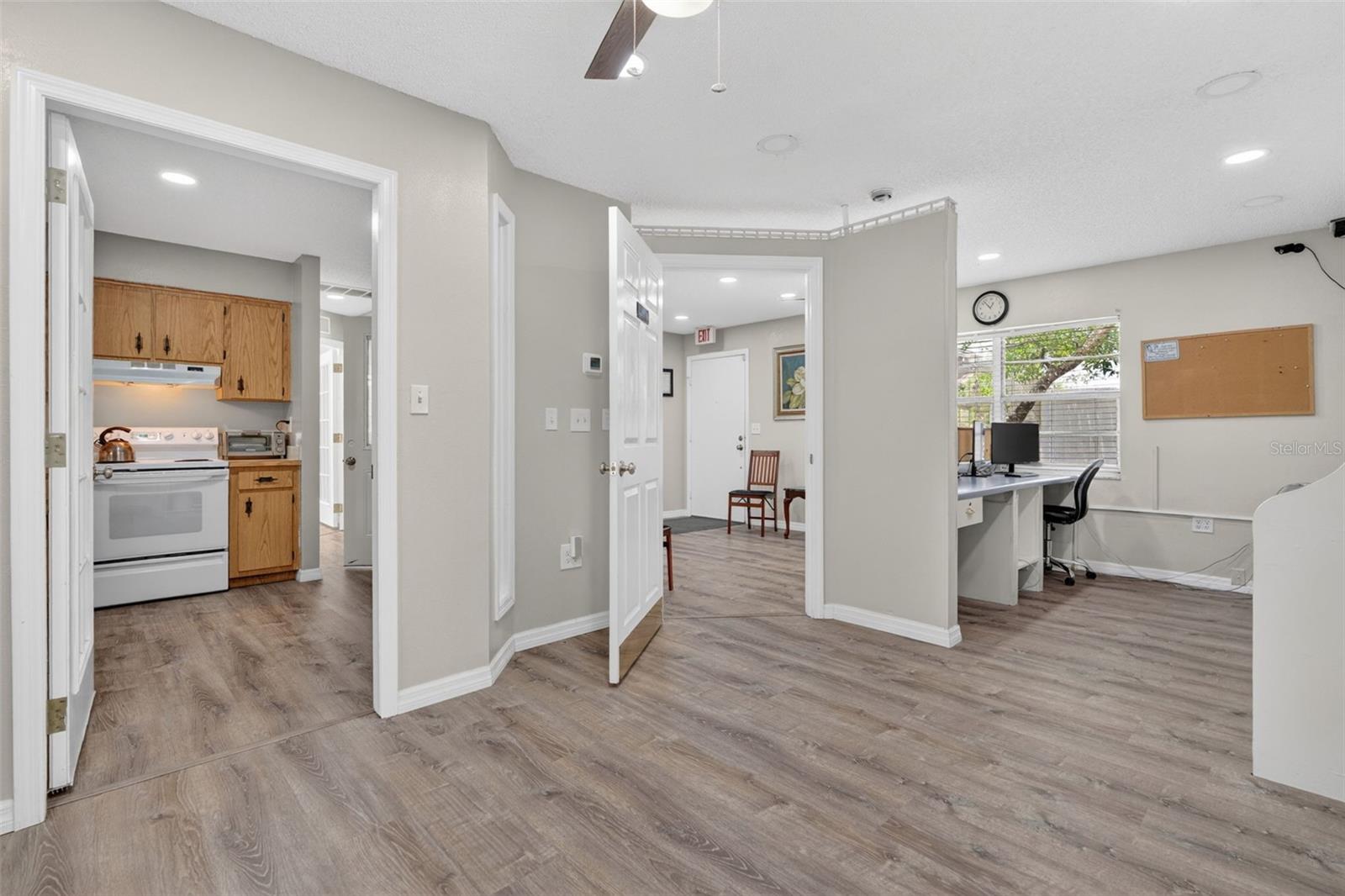 1492 Mariner Blvd Property Photo 31