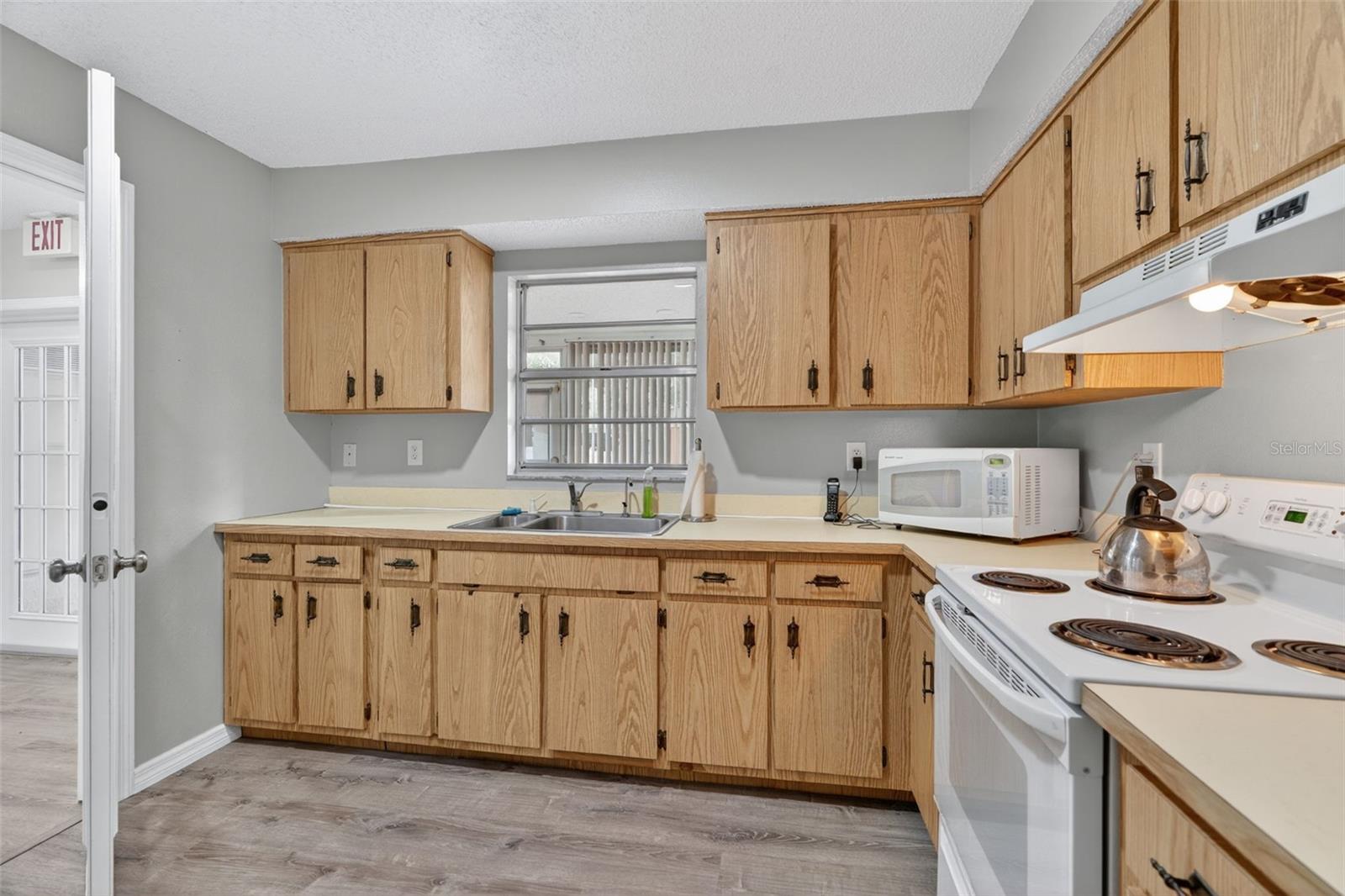 1492 Mariner Blvd Property Photo 40