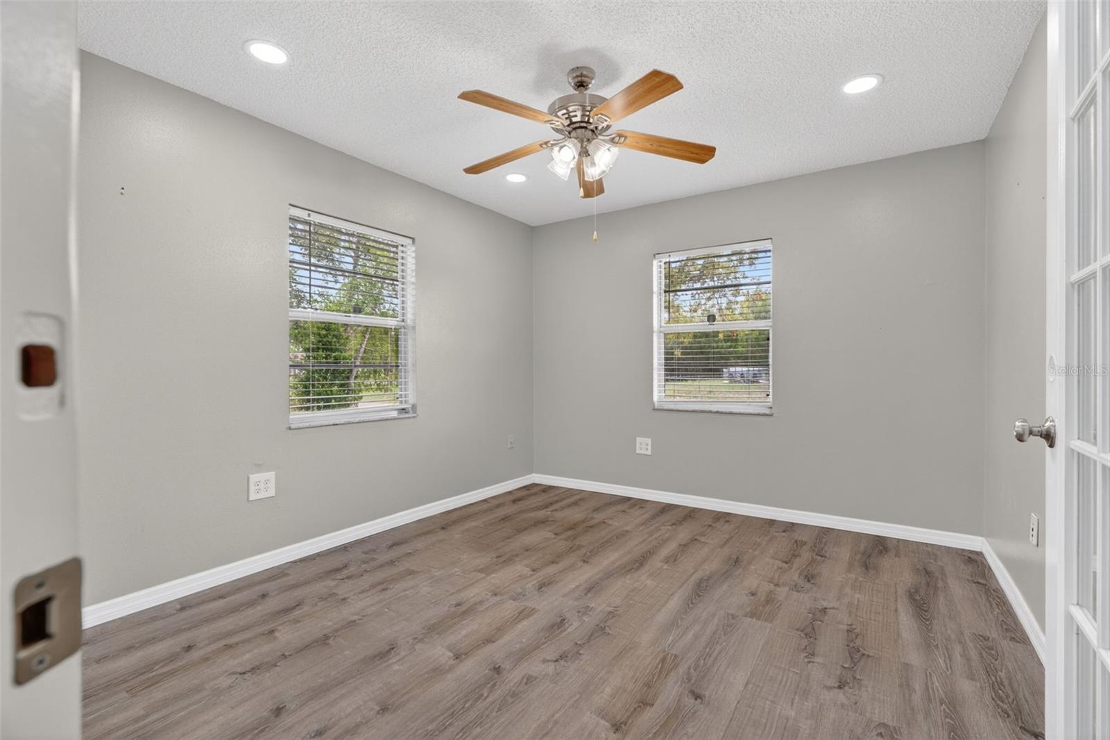 1492 Mariner Blvd Property Photo 41