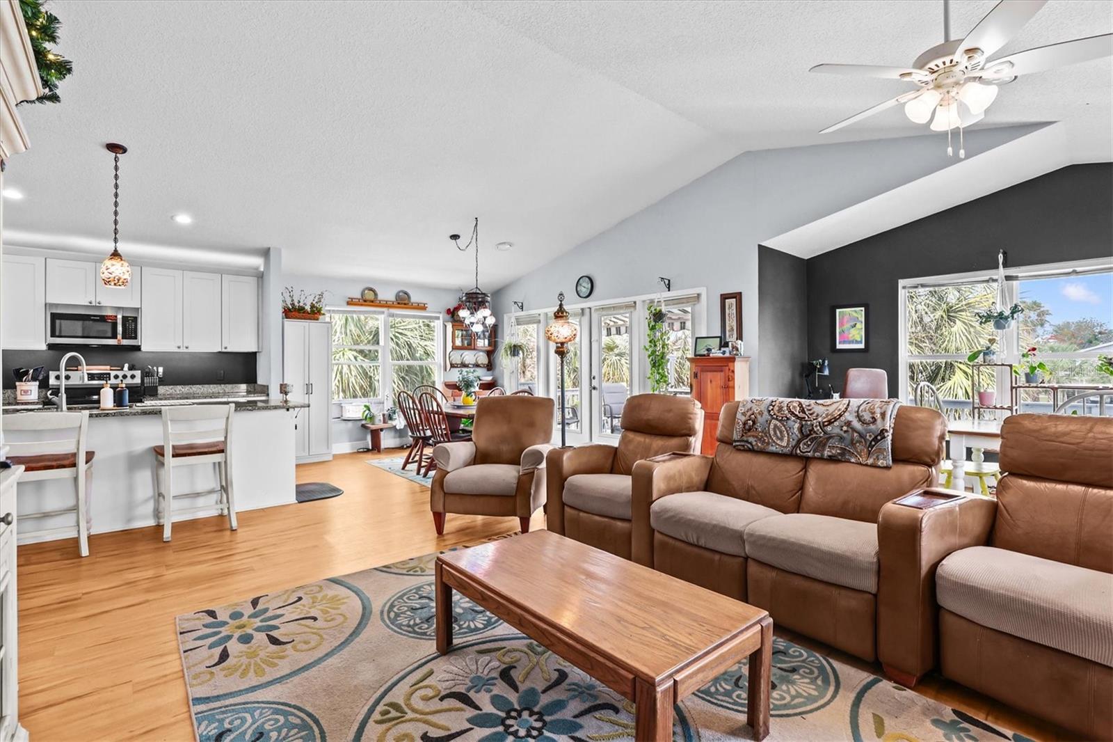3305 Rose Arbor Dr Property Photo 11