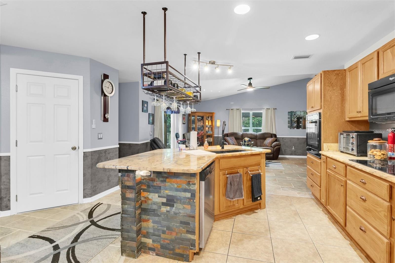 11058 N Morrell Dr Property Photo 6