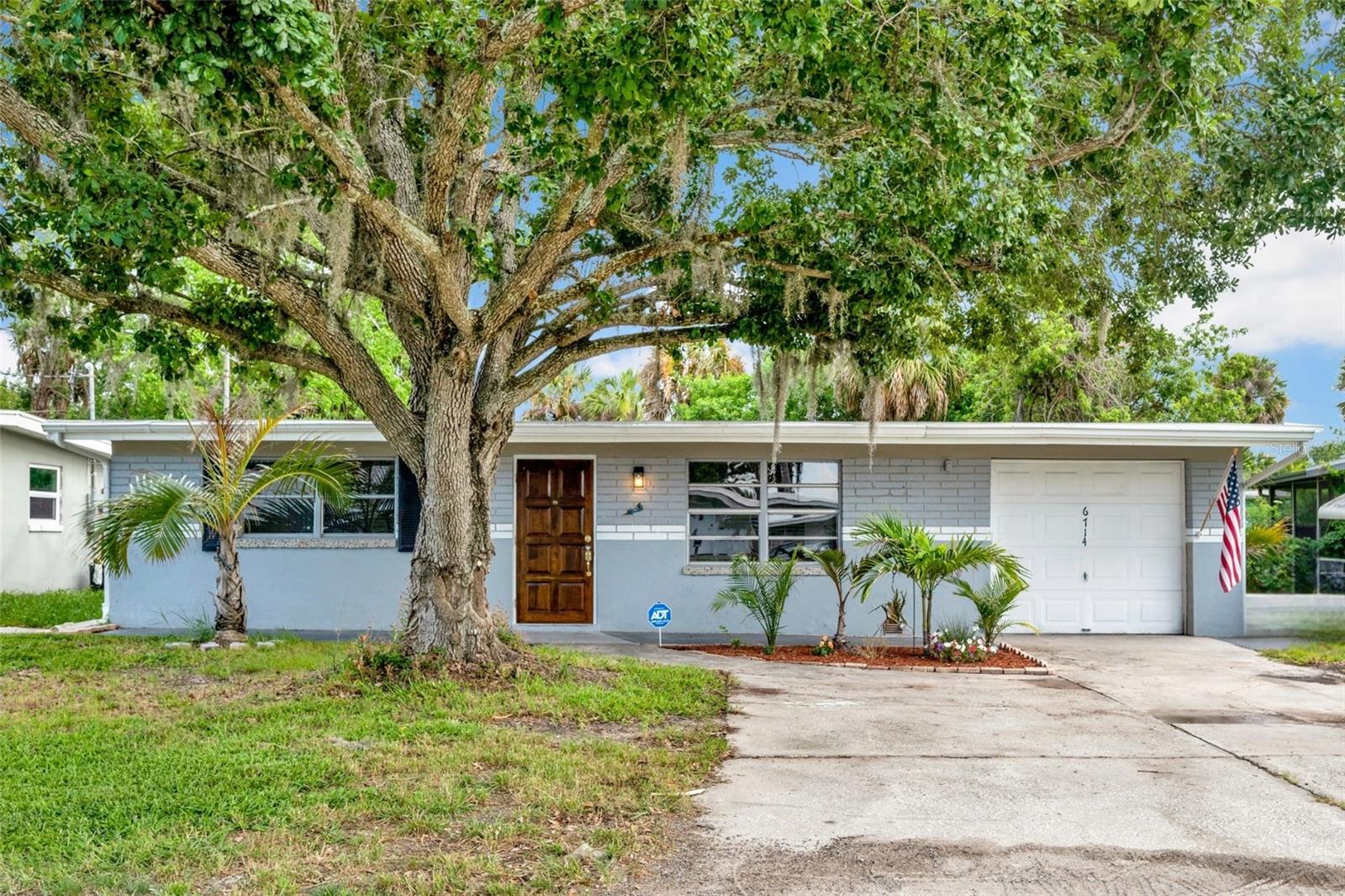 6714 Sandra Dr Property Photo 1