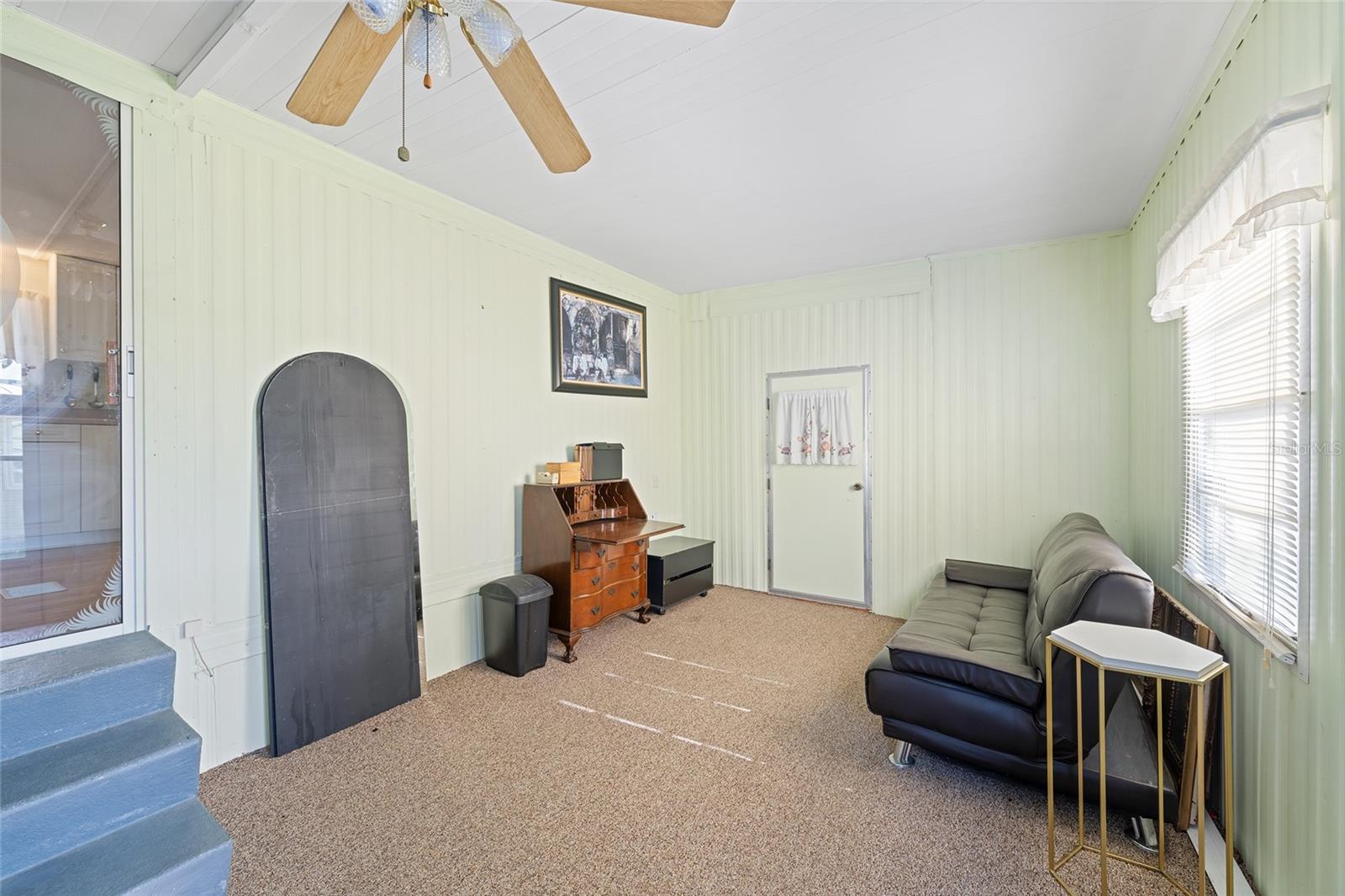 1027 Vermont Ave Property Photo 14