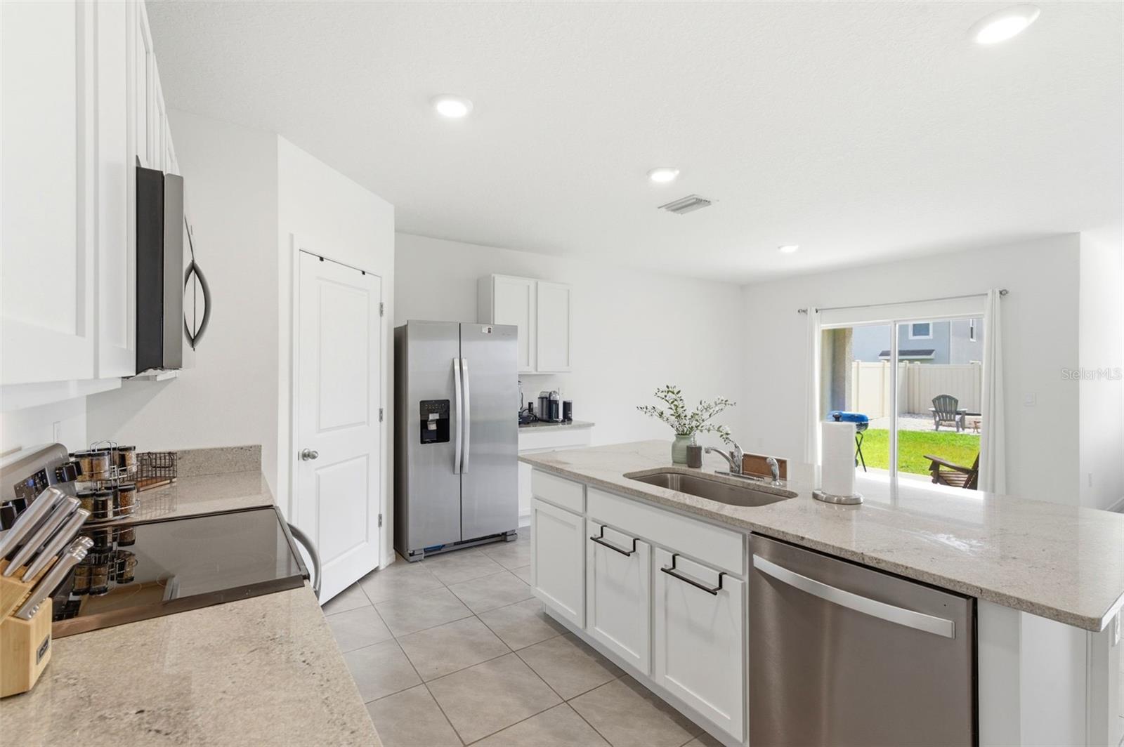 9014 Forge Breeze Loop Property Photo 20
