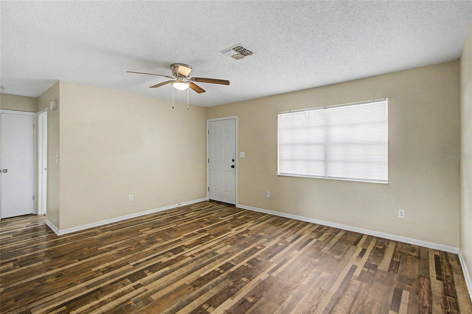 1733 Larkin Rd Property Photo 7