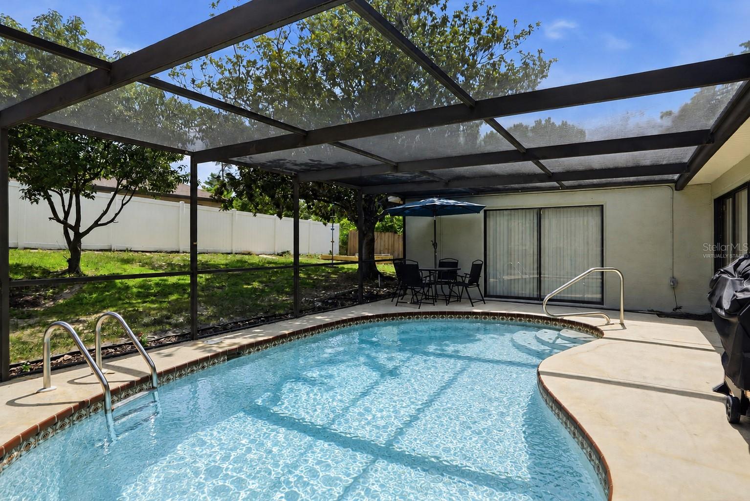13032 Lola Dr Property Photo 2