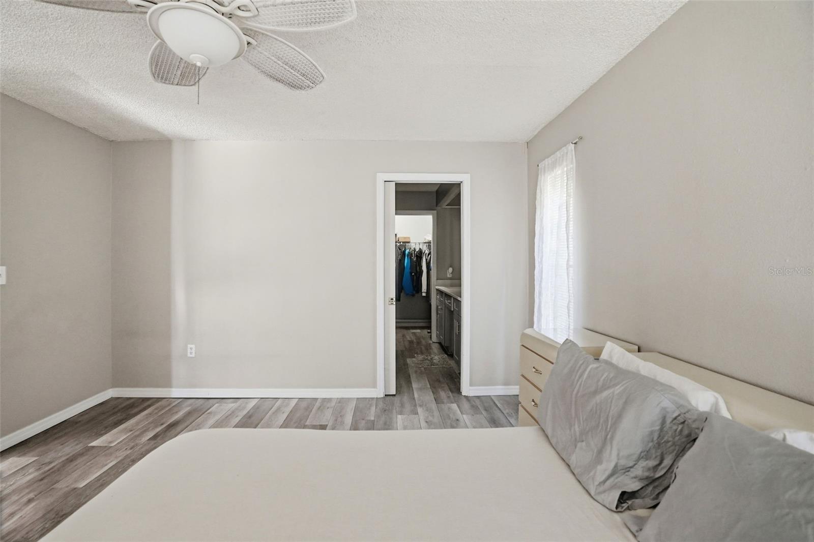 13032 Lola Dr Property Photo 32