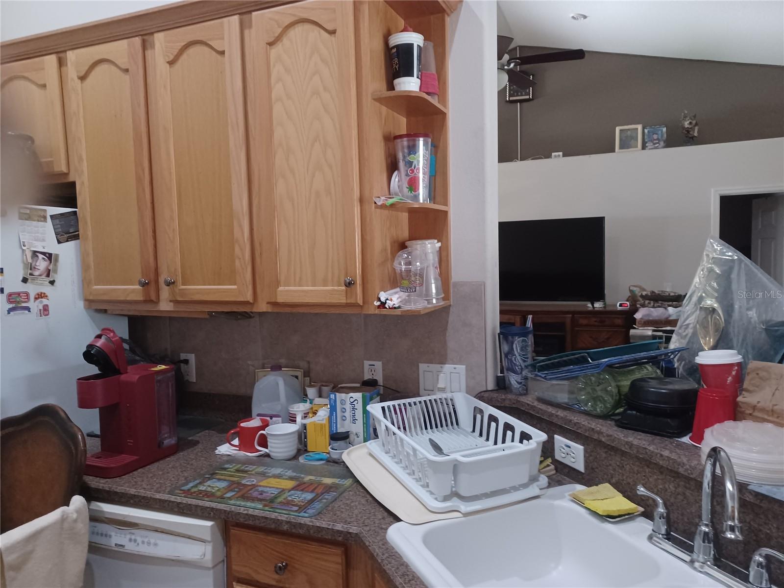 10 Rockefeller Dr Property Photo 8
