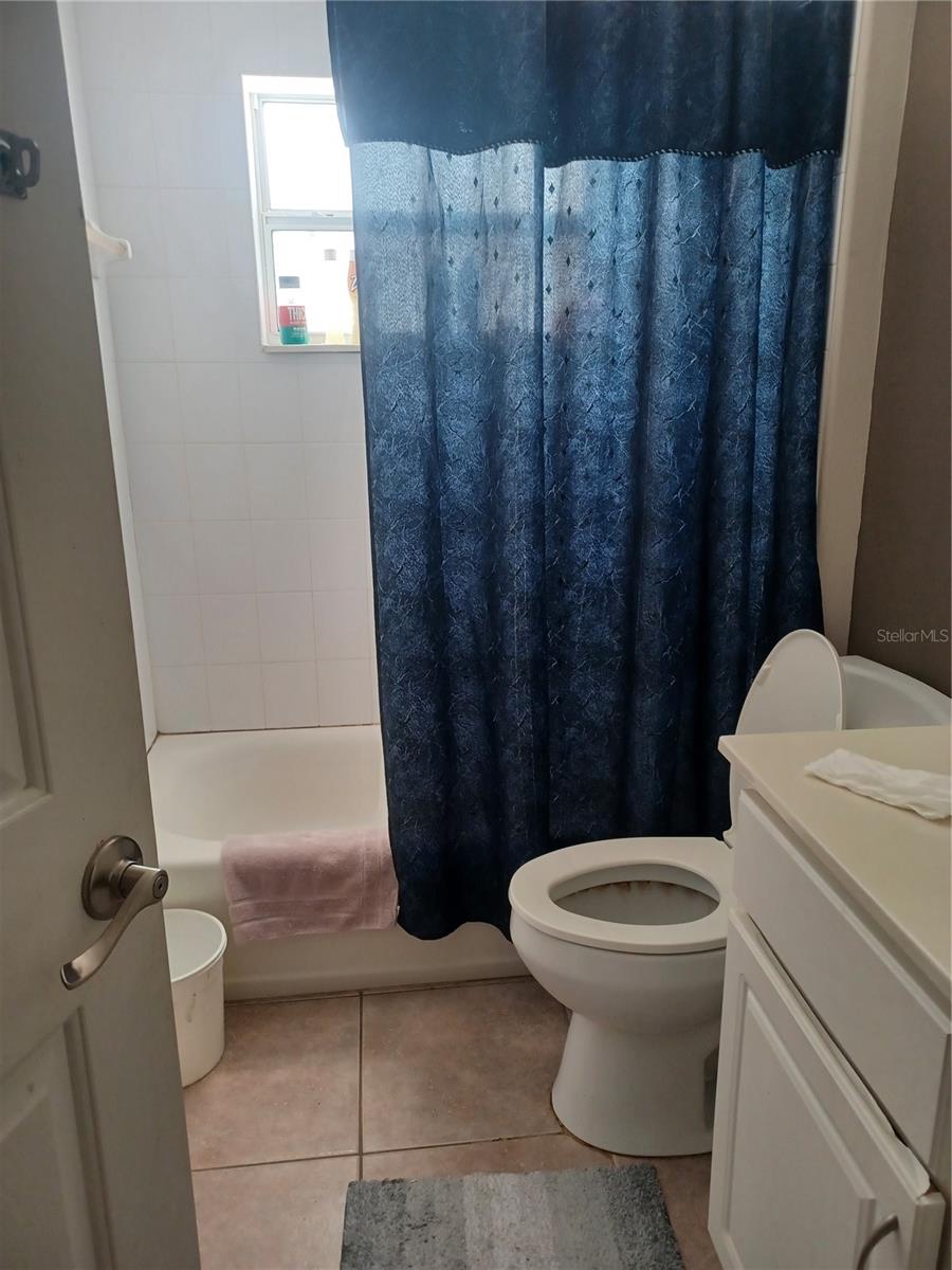 10 Rockefeller Dr Property Photo 10