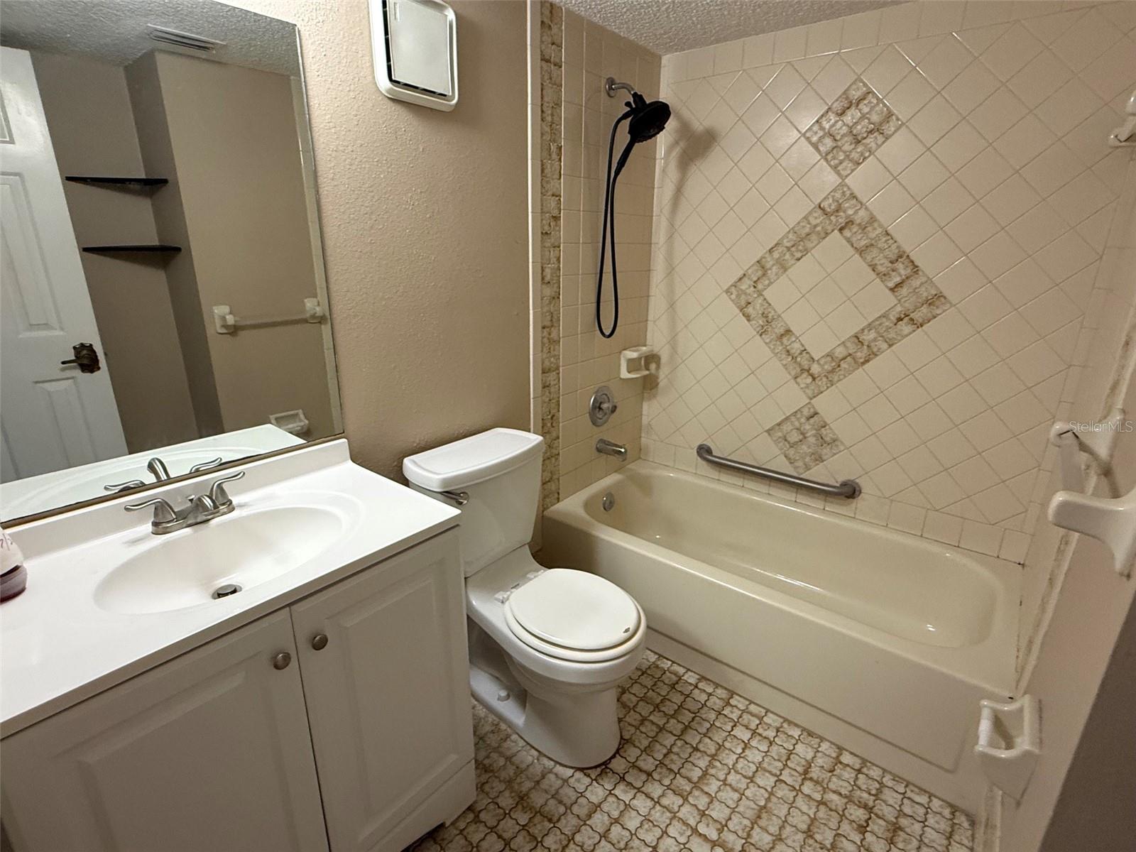 8621 Shadblow Ct #4 Property Photo 12