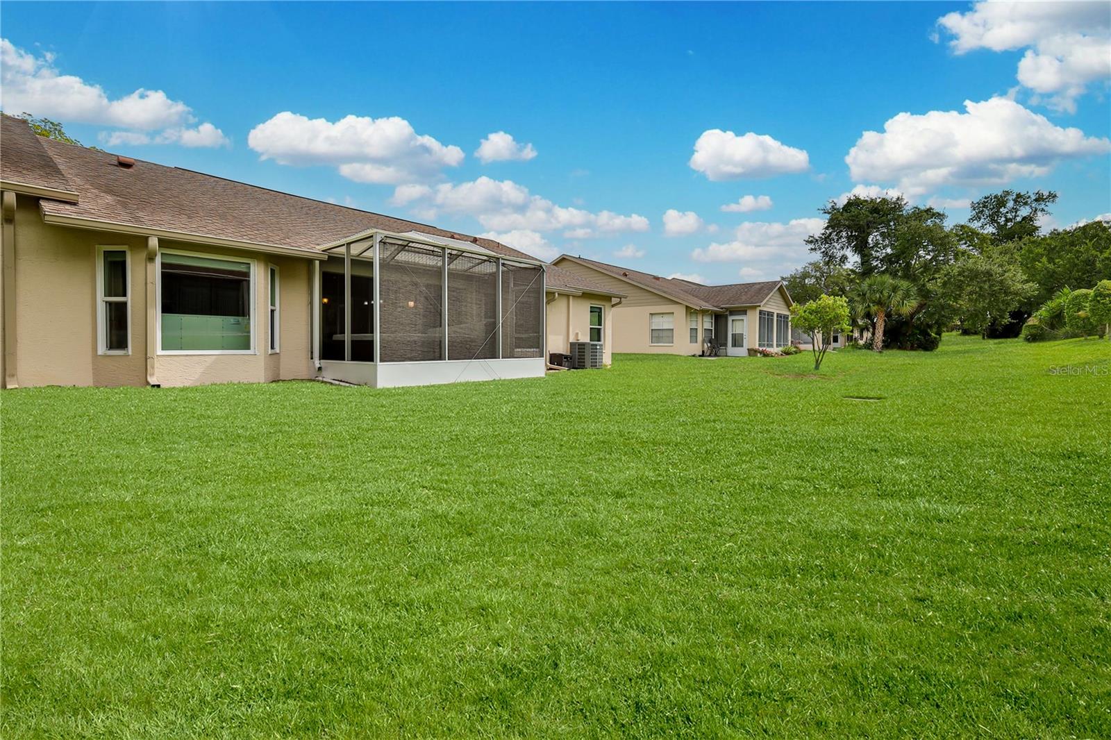 2235 Springmeadow Dr Property Photo 43