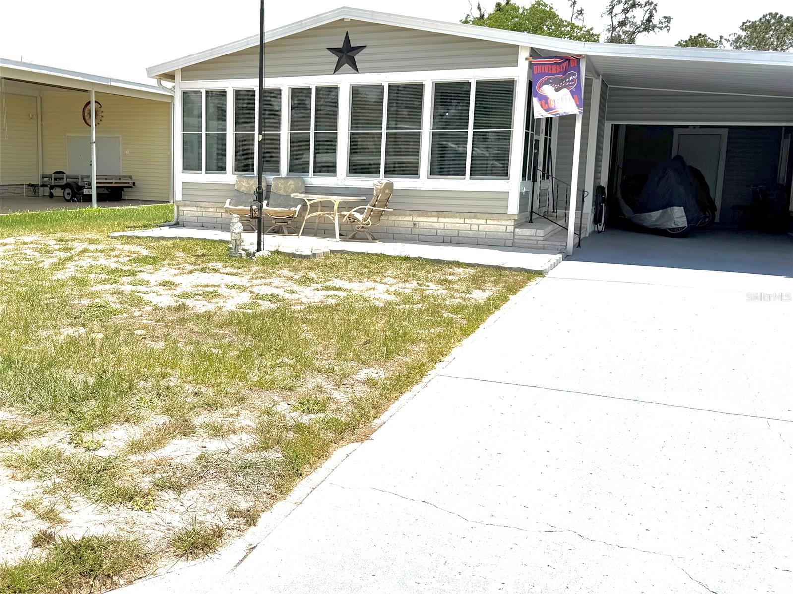 12176 Evantide Ave Property Photo 2