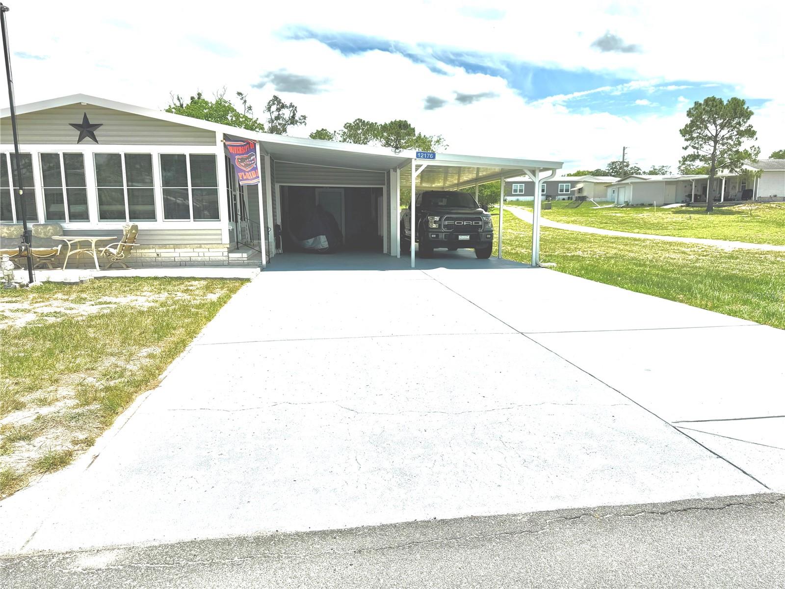 12176 Evantide Ave Property Photo 3