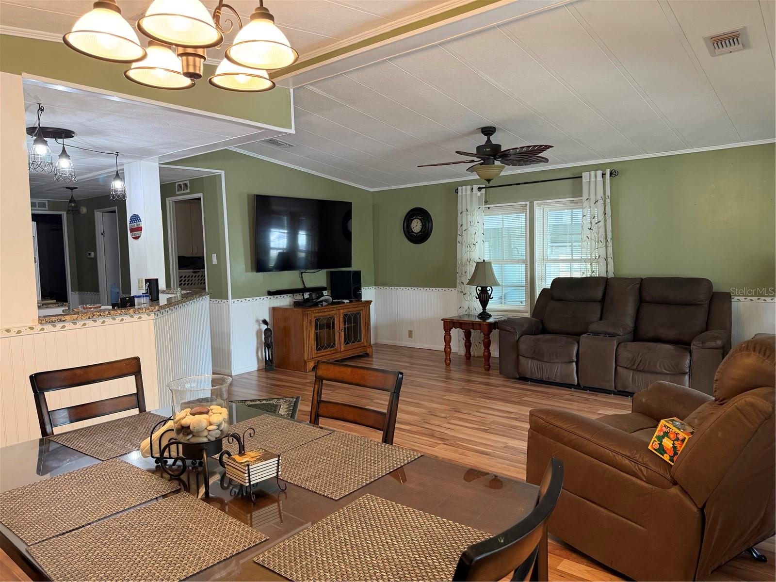 12176 Evantide Ave Property Photo 16