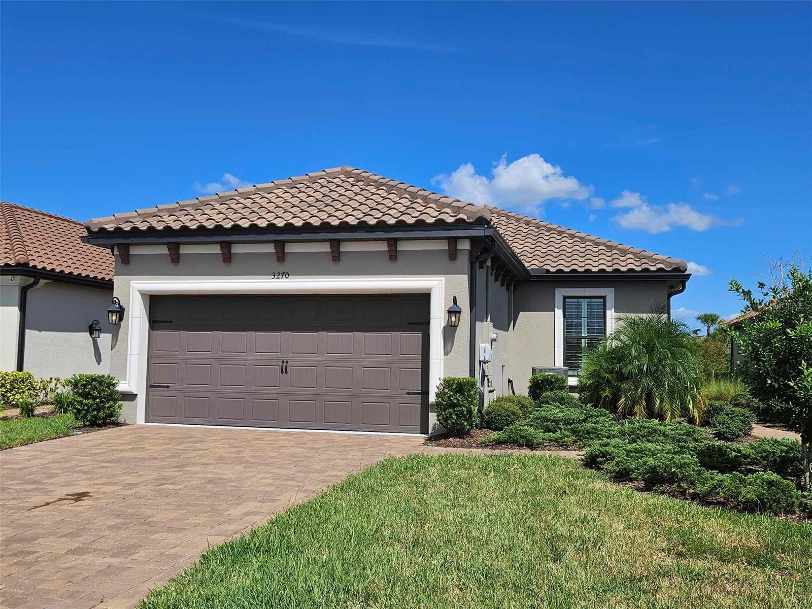 3270 Francoa Dr Property Photo 1